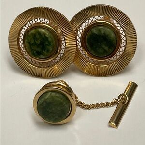 Gold plated Green Cufflinks and Tie Clip Set